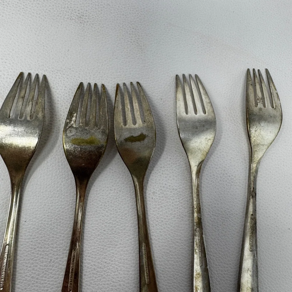 TWA Airline Flatware Lot 11 Oneida Intl Silver Co Forks Spoons Knives Vintage